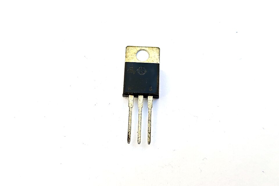 Power MOSFET in a TO-220 package